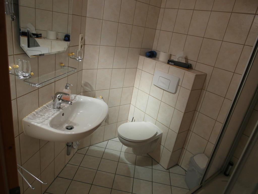Pension Und Gaststaette "Zur Brauschaenke" Schöneck Szoba fotó
